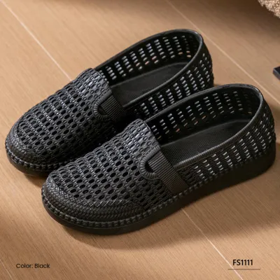 Glimmer Glide Female Slipper